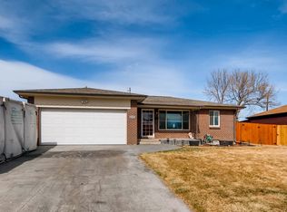 6165 W Mississippi Pl, Lakewood, CO 80232