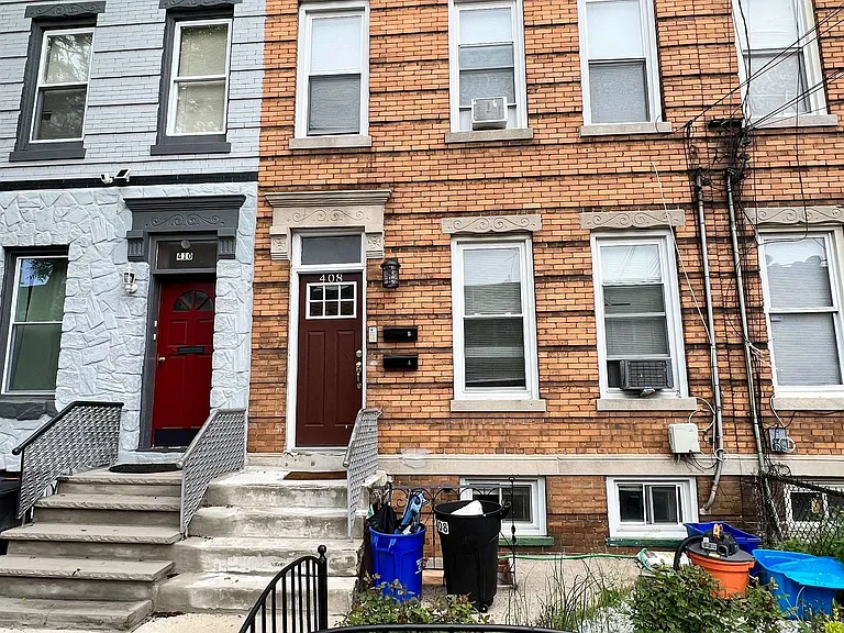 408 Woodlawn Ave #1 — Photo 1