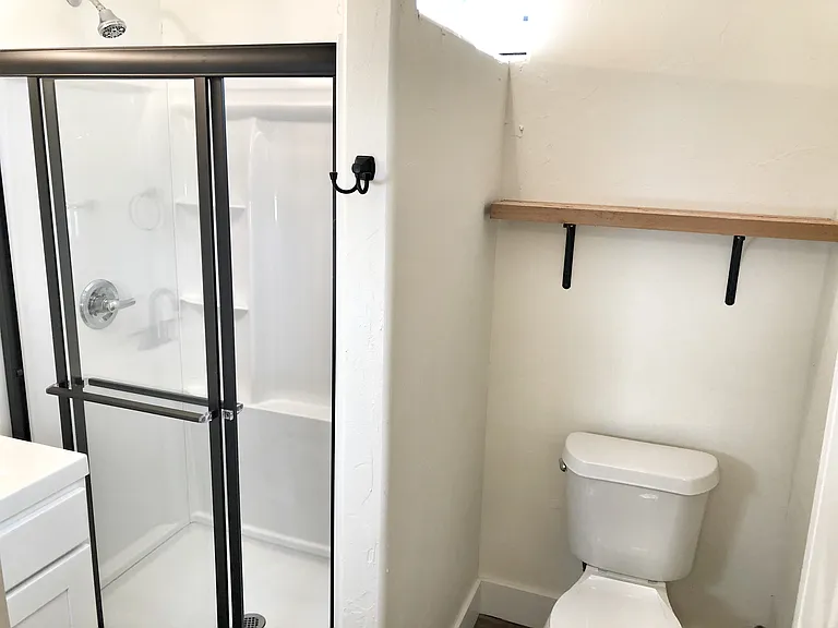 815 NW 33rd St #815 — Photo 8