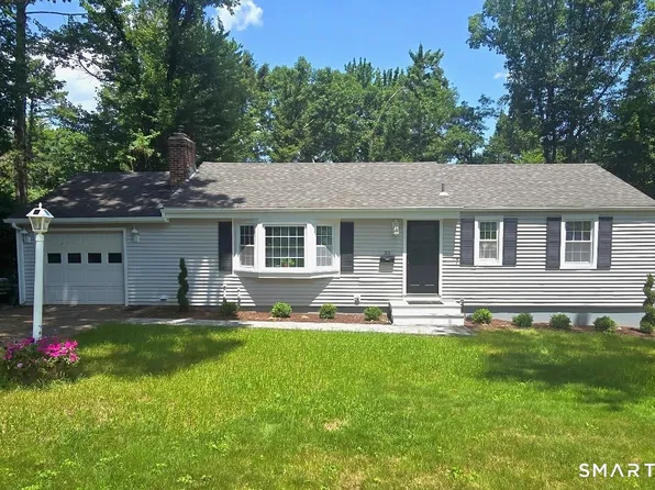 33 Carver Circle, Simsbury, CT 06070