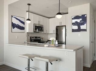3811 31st St APT 2D, Long Island City, NY 11101