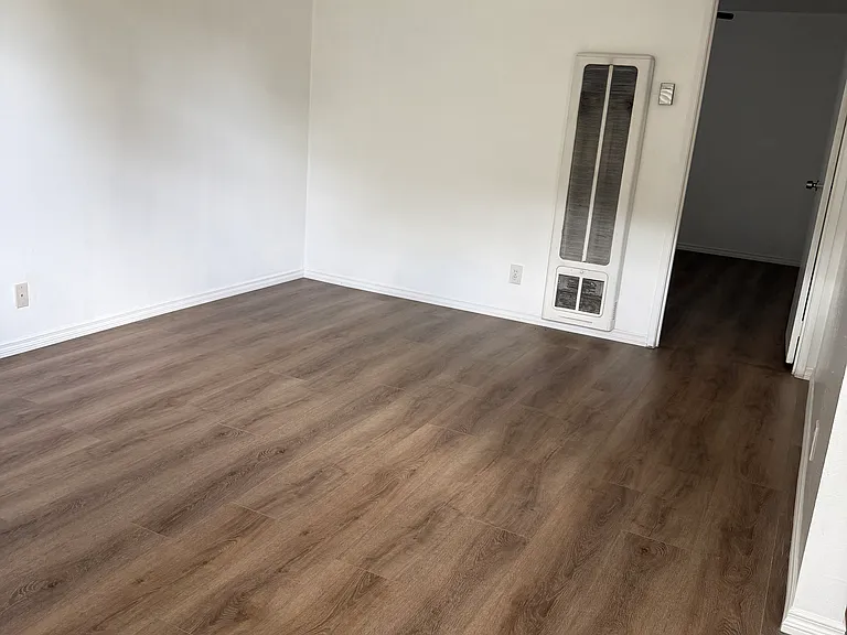4515 Cypress Ave #B — Photo 10