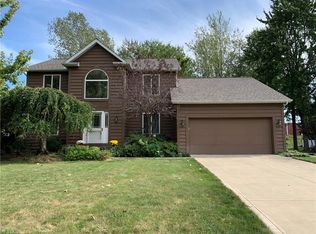 7910 Champaign Dr, Mentor, OH 44060