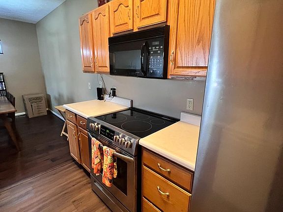 5th image of 4261 Endeavor Dr Unit 204