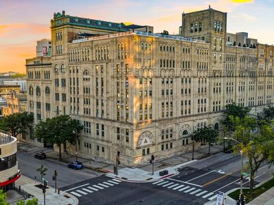 270 E Highland AVENUE #847, Milwaukee, WI, 53202