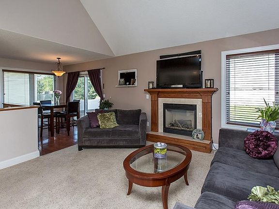 4th image of 2150 SE Leeann Dr