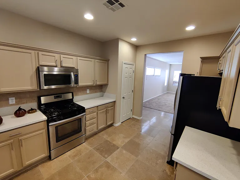 6938 Diver Ave — Photo 17