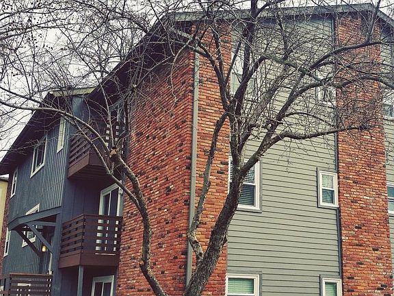 3rd image of 701 E 40th St APT 7