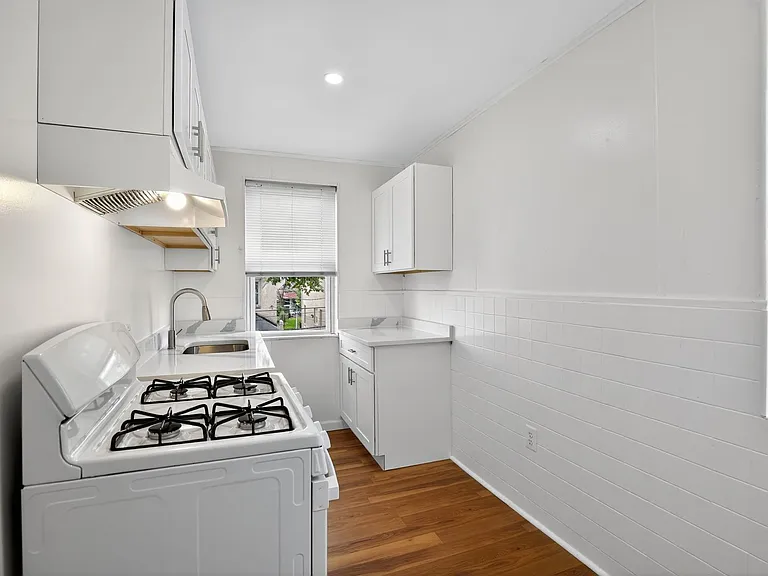 5446 Narcissus Ave — Photo 24