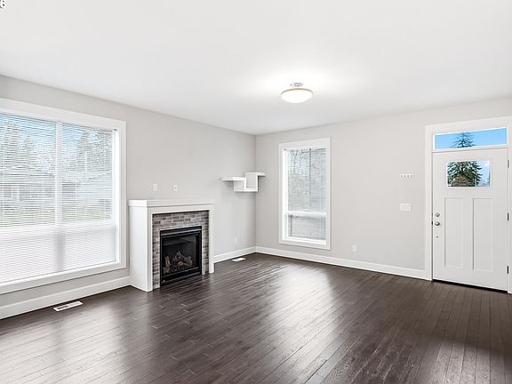 3rd image of 8209 SE 69th Ave