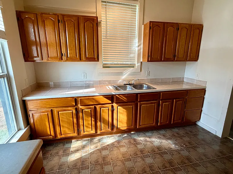 1209 C St #B — Photo 12