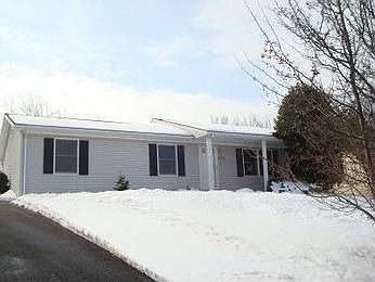 1st image of 223 Somerset Dr