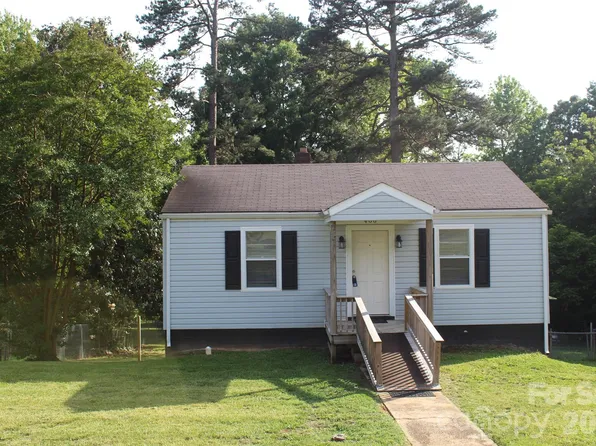 406 E Mill St, Landis, NC 28088