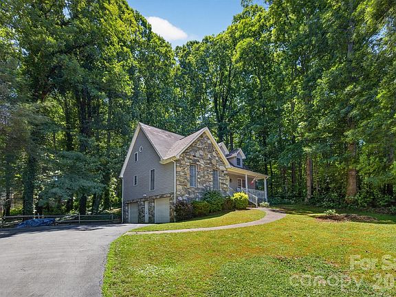 2nd image of 163 Canaan Dr