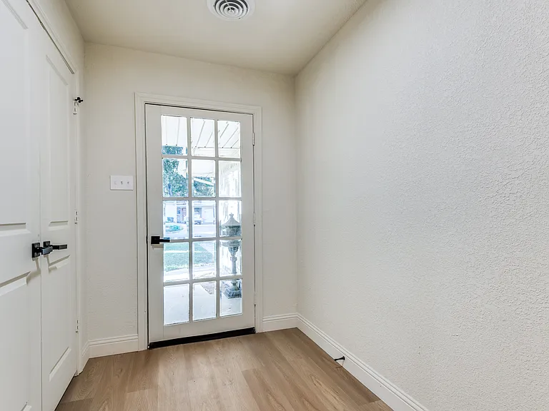 704 Turner Blvd — Photo 23