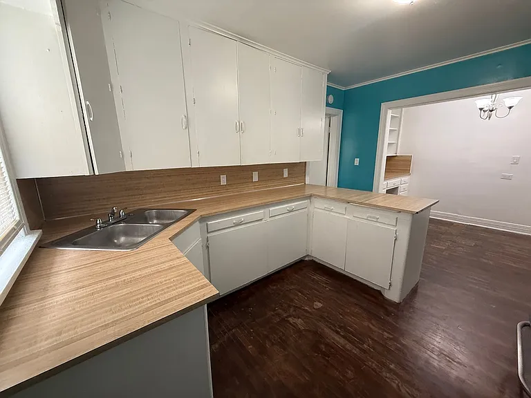 2814 E Admiral Ct — Photo 10