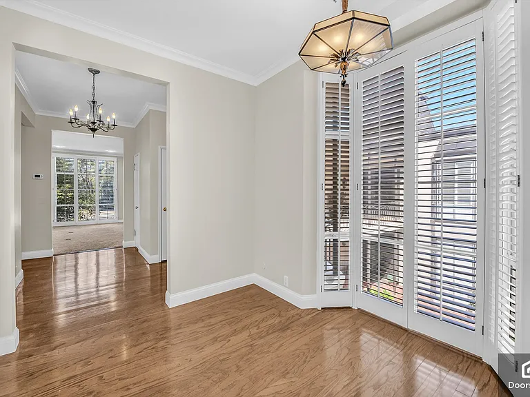 535 S Orange Grove Blvd #12 — Photo 10