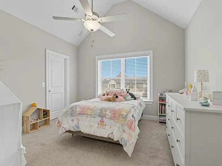 1854 Waterfall Rd — Photo 21