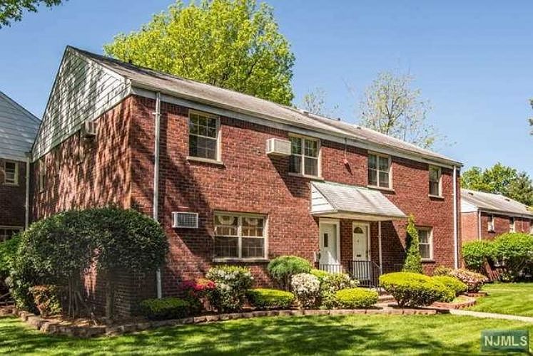 1st image of 1267 Anderson Ave #4
