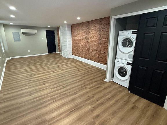 4th image of 1714 W Girard Ave APT 3