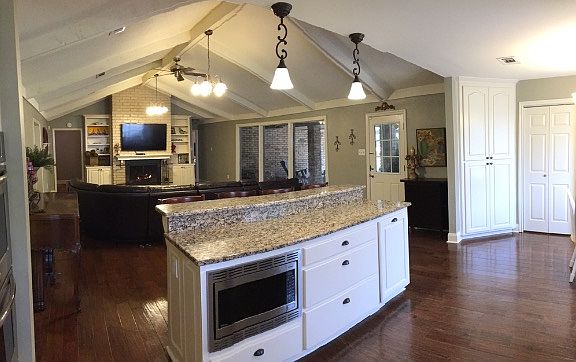 4th image of 6435 Bridgeport Dr