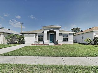 11825 Brenford Crest Dr, Riverview, FL 33579