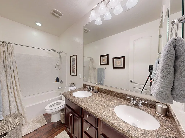 14426 W Coronado Rd — Photo 28
