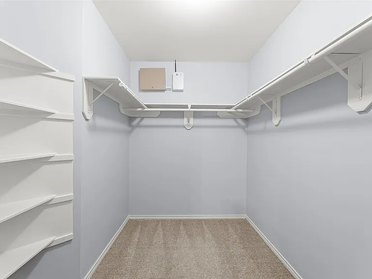 11745 Logan Ridge Dr — Photo 28