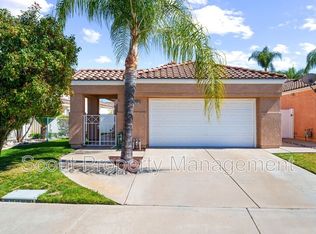 29894 Saint Andrews Dr, Menifee, CA 92584