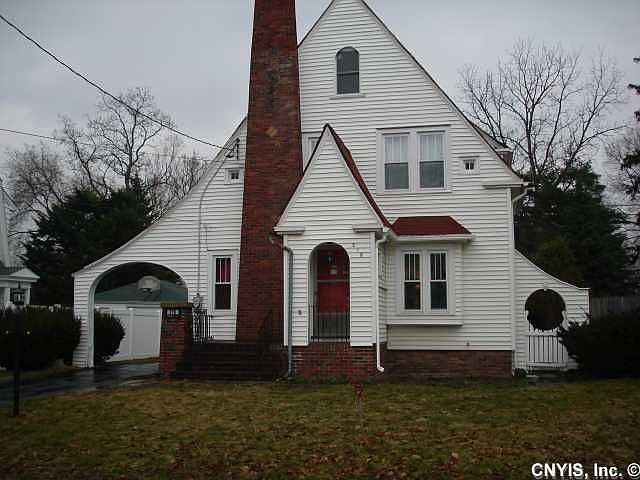 1st image of 215 Candee Ave