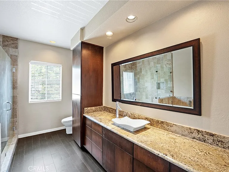 4313 Van Nuys Blvd #203 — Photo 23