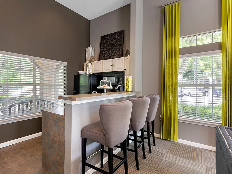 Saybrooke Apartments — Photo 15