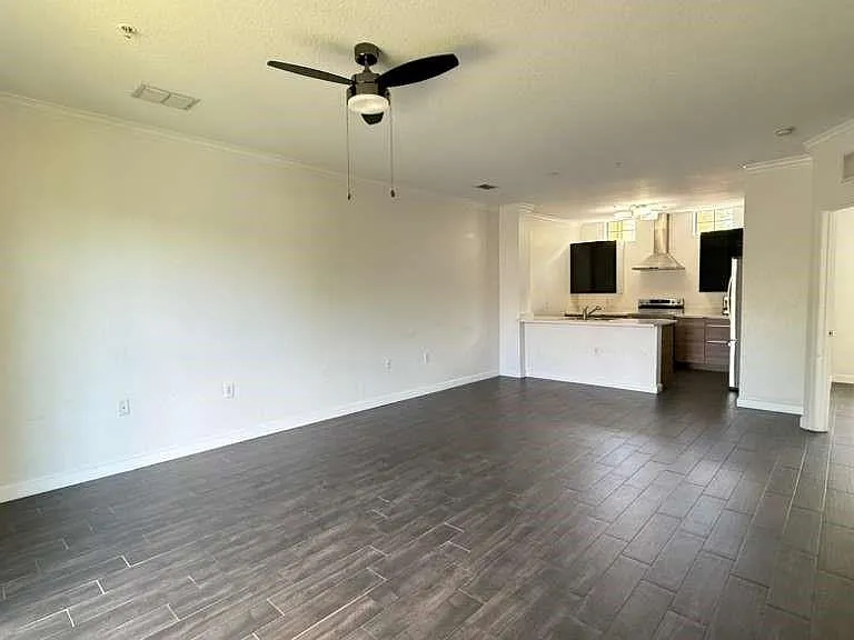 6133 Metrowest Blvd #105 — Photo 8