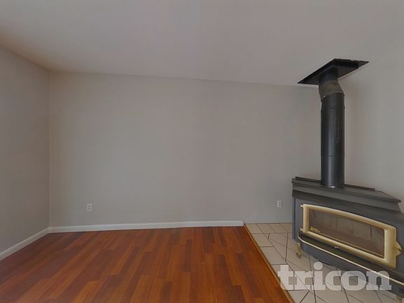4th image of 520 Eider Ln