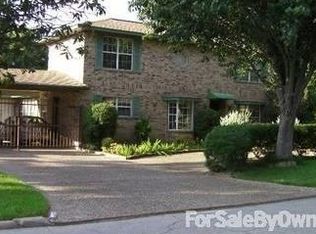 3030 Fairhope St, Houston, TX 77025