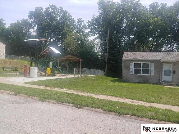 2nd image of 7301 S 69th St