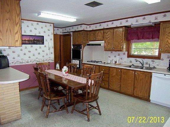 3rd image of 1030 Canal Blvd
