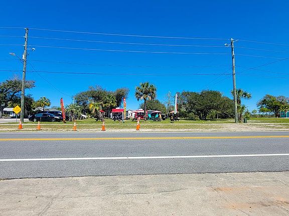 2nd image of 2604 W Highway 98 .