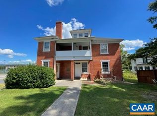 325 Chestnut Ave #B, Waynesboro, VA 22980