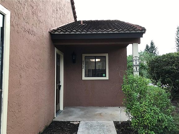 3rd image of 652 Grenadine Ct #652