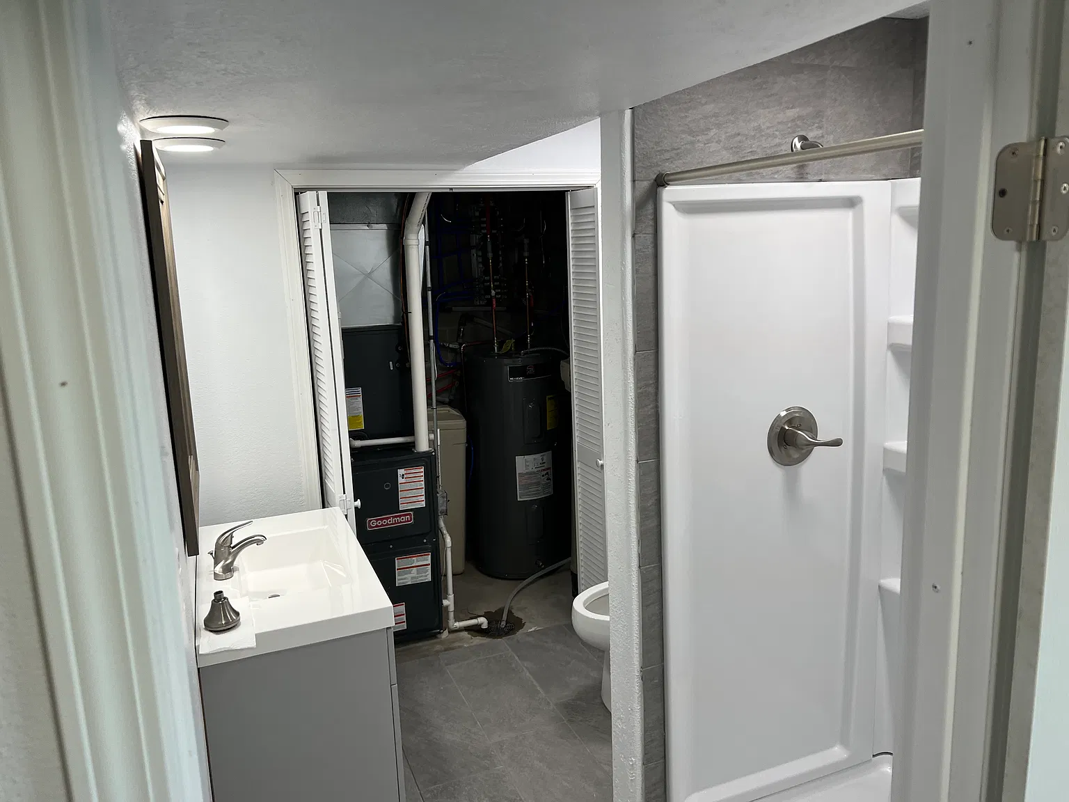 4 bed, 1500 sqft, $2,500 — Photo 2