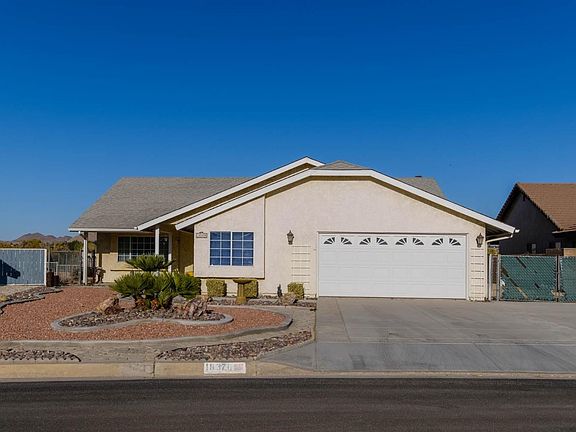 2nd image of 18370 Mead Ln