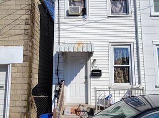 725 1/2 Spruce St, Easton, PA 18042