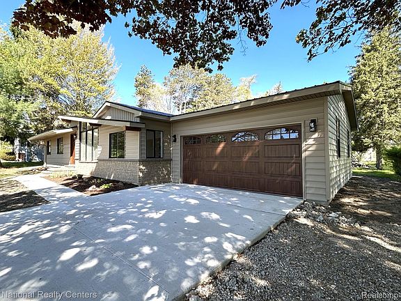 3rd image of 10197 Dar Ln