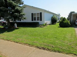 3269 Eastpointe Dr, Franklin, IN 46131