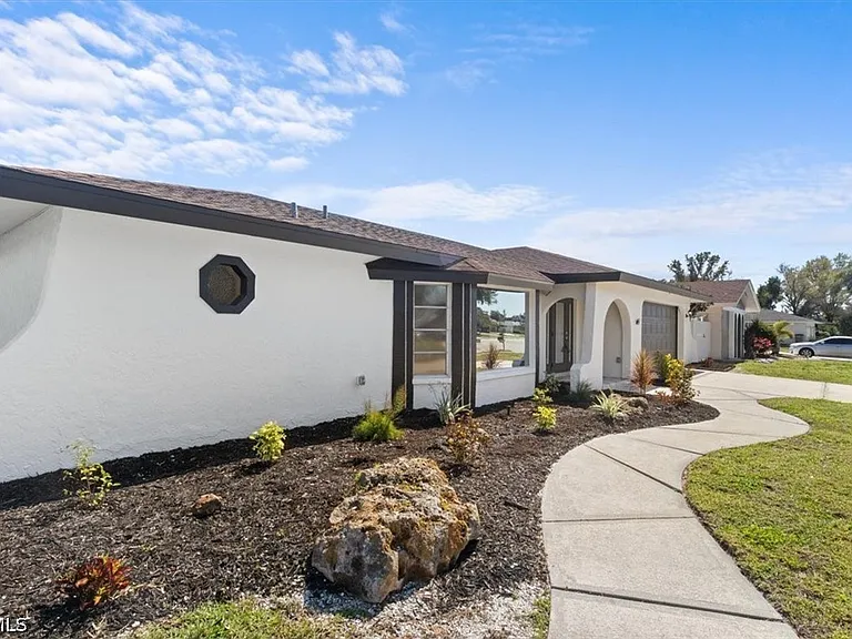 4135 Coronado Pkwy — Photo 3