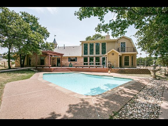 3rd image of 1110 Harbor Retreat St