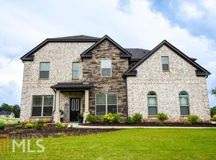 170 Elysian Dr, Fayetteville, GA 30214