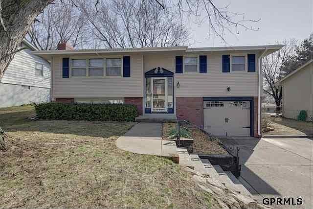1st image of 4117 N 94th St