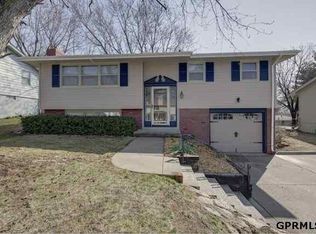 4117 N 94th St, Omaha, NE 68134